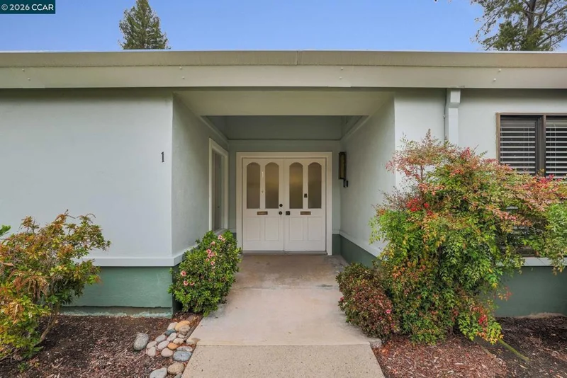1168 Leisure Ln 1, Walnut Creek, CA 94595