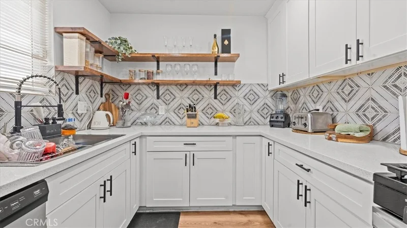 1516 Home photo 2