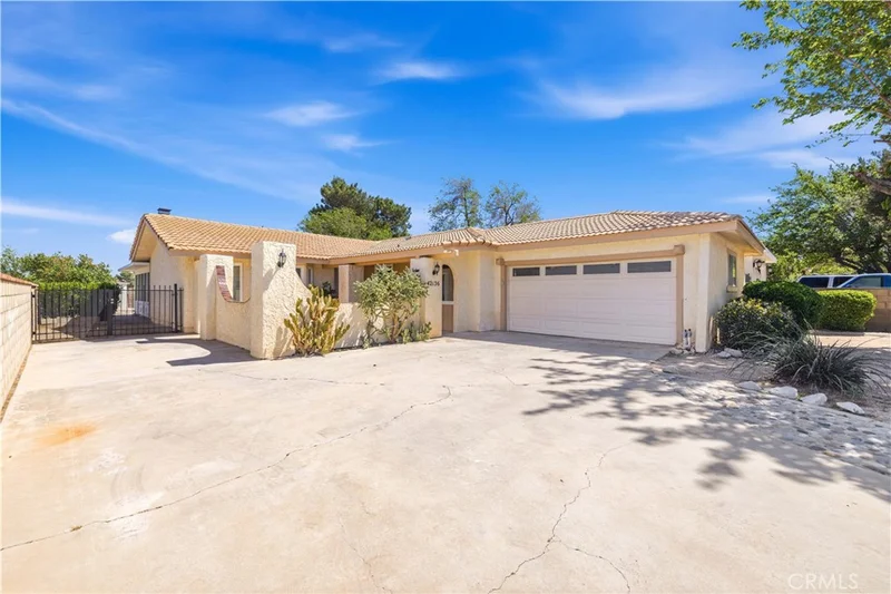 42136 55th W, Lancaster, CA 93536
