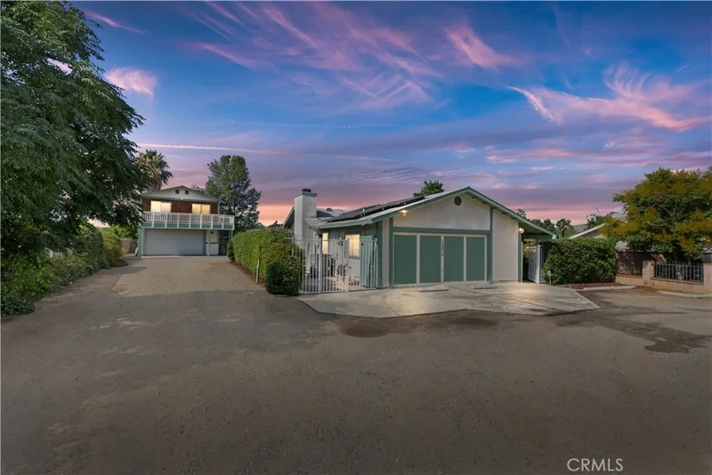 10372 Wells, Riverside, CA 92505