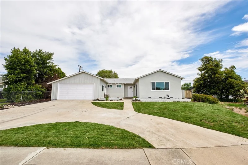 10037 Geneva, Montclair, CA 91763