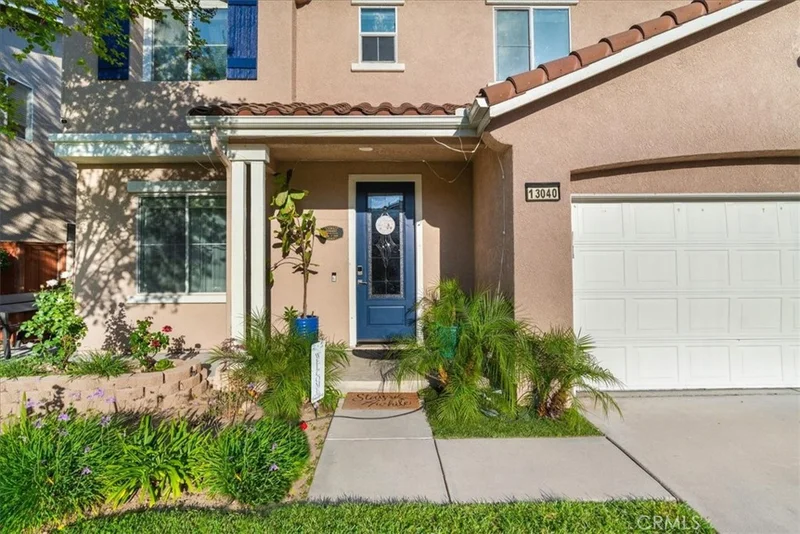 13040 Angeles Trail Way photo 2