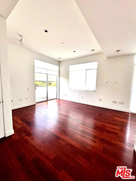 1200 N Sweetzer Avenue 8 photo 2