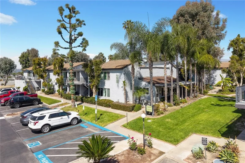 2601 Valley Blvd photo 2