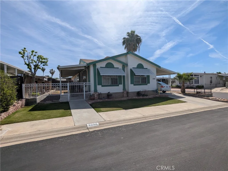 2000 Breezeway Drive photo 2