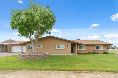 16540 Road 31 photo 2