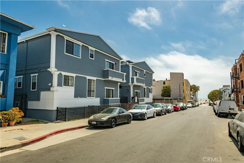 Photo 2 of 36 Navy Street 8