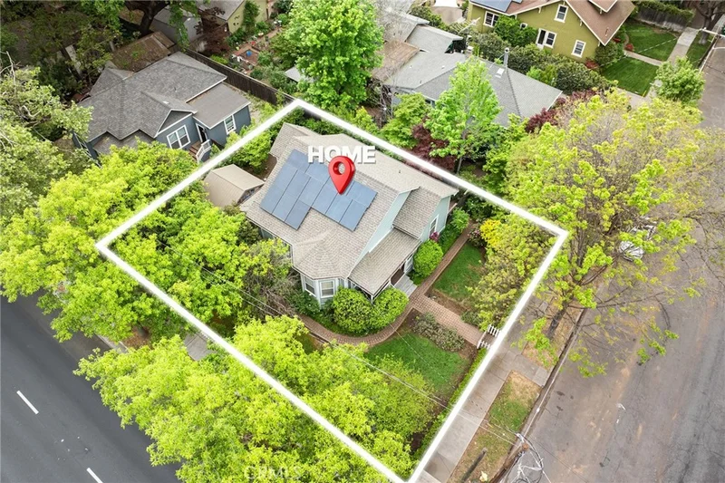 740 Orient Street photo 2