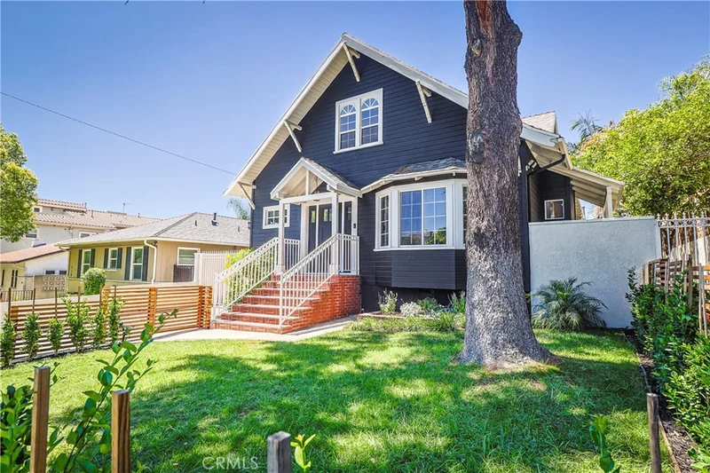 Photo 2 of 721 Verdugo