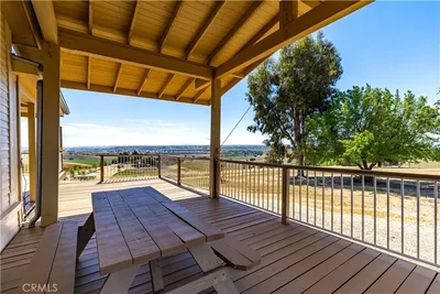 1876 Rancho Lomas Way photo 2