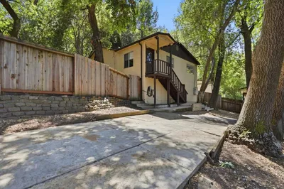21430 Bertram Road photo 2