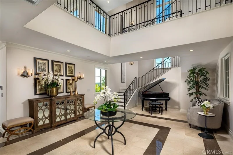 2868 Shadow Canyon Road photo 2