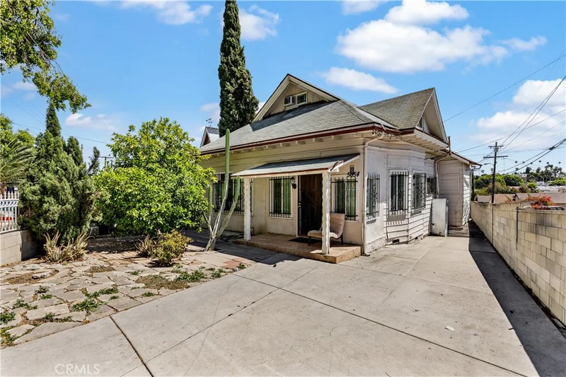 Photo 2 of 5054 Novgorod Street
