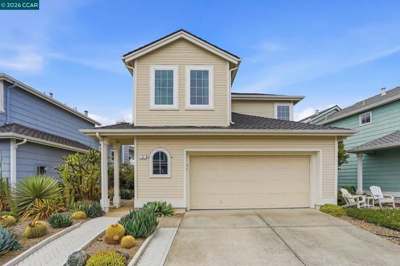 37 Seabreeze Dr