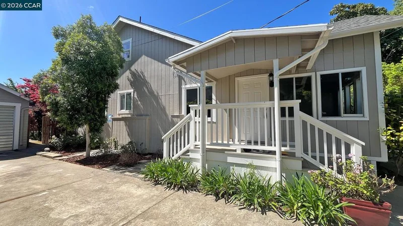 113 Bancroft Rd, Burlingame, CA 94010