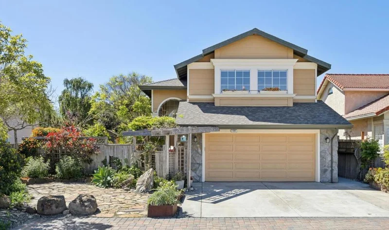 123 Presidio Avenue, El Granada, CA 94019