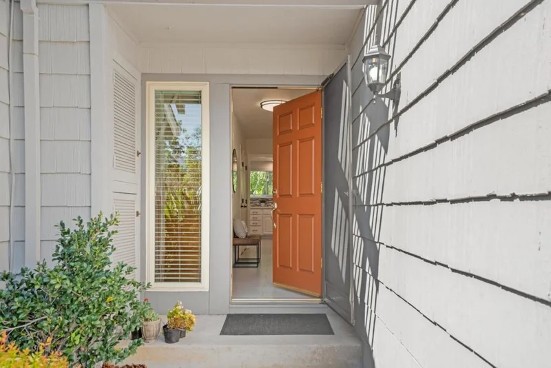 1558 Camden Village Circle photo 2