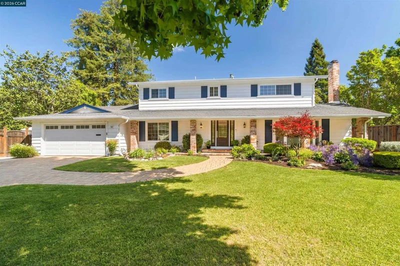 918 Cortina Ct