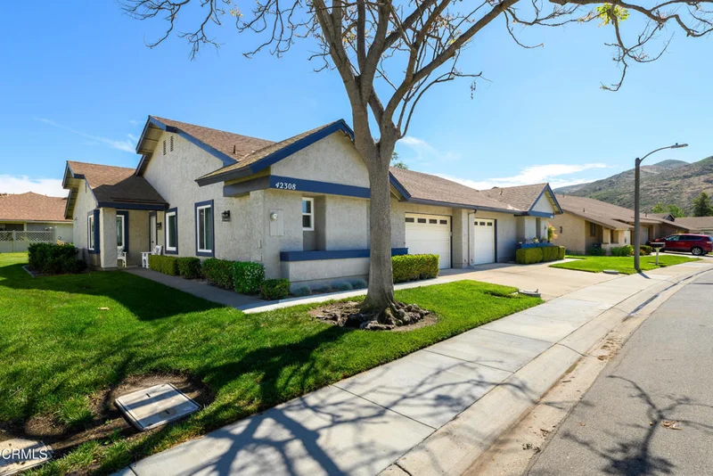42308 Village 42, Camarillo, CA 93012