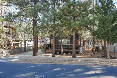 537 Vista Avenue photo 2