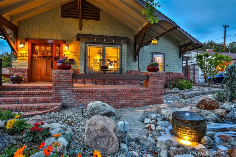 427 Oakdale Drive, Claremont, CA 91711
