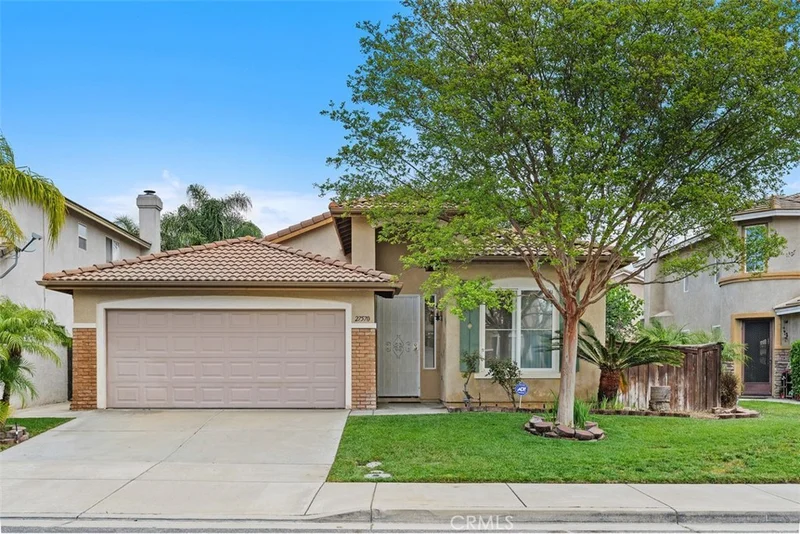 27570 Nellie Court photo 2
