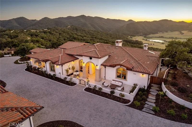 506 Bella Terra Court photo 2