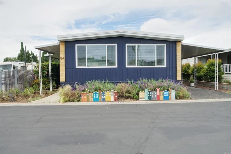 1600 E Vista Way, Vista, CA 92084