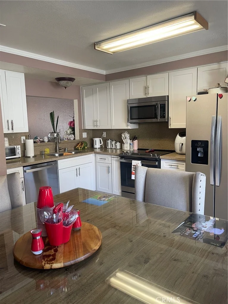 Photo 2 of 25885 Trabuco 304