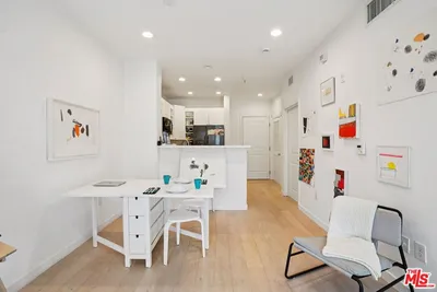 100 S Alameda Street 419 photo 2