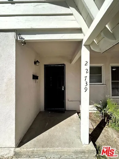 22739 Marlin Place photo 2