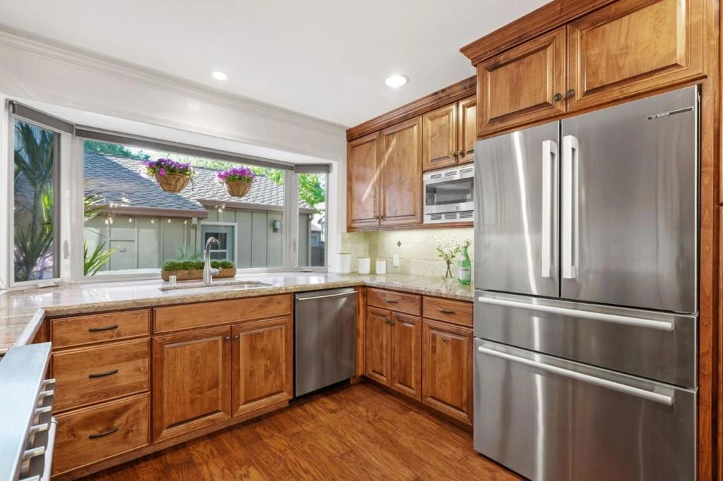 Photo 16 of 104 Cherry Hill Court