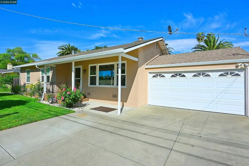 1013 Pleasant Valley Dr, Pleasant Hill, CA 94523