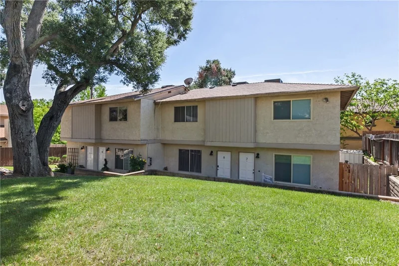 Photo 2 of 9780 Las Lomas 9