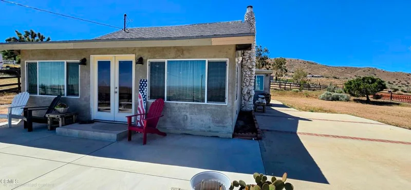 Photo 2 of 1834 E Carson Mesa Road