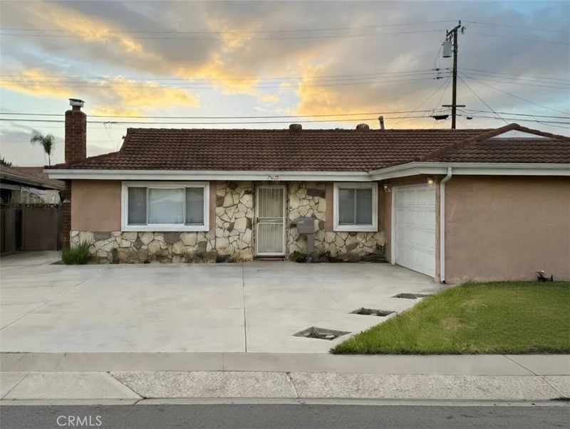 11882 Bartlett, Garden Grove, CA 92845