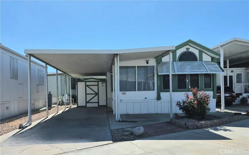 1295 S Cawston 146 photo 2