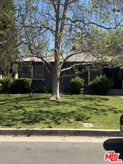 6250 Halbrent Avenue photo 2
