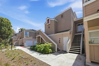 10452 W Briar Oaks photo 2