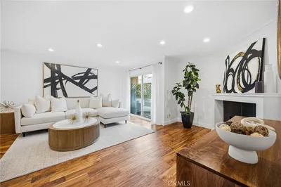 355 S Madison Avenue 224