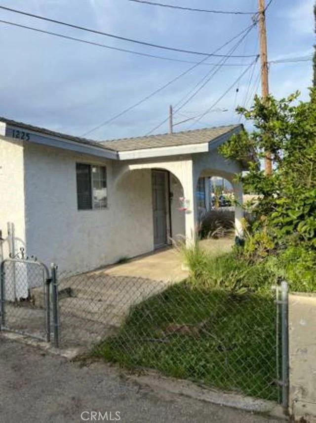 1225 Harvard Boulevard, Santa Paula, CA 93060