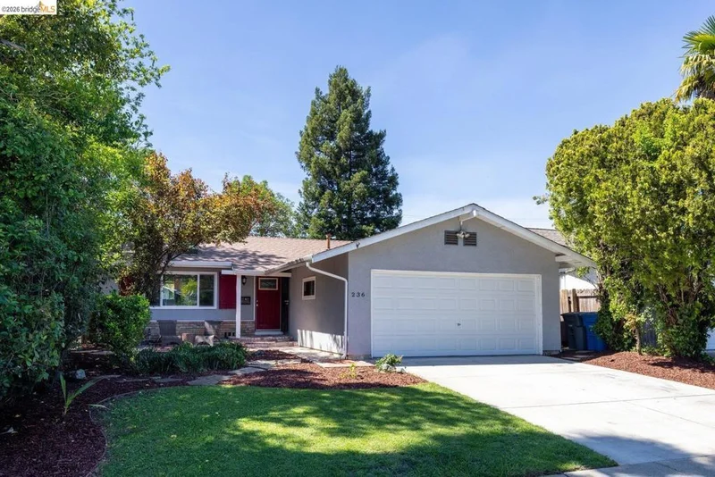 236 Plum, Vacaville, CA 95688