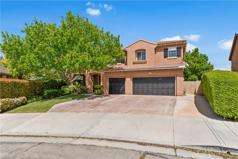 4517 Vahan Court, Lancaster, CA 93536