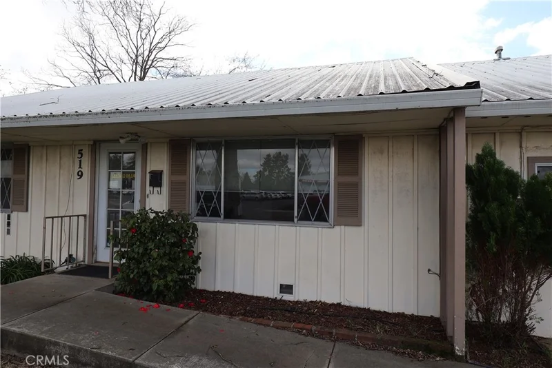 Photo 2 of 519 Solano