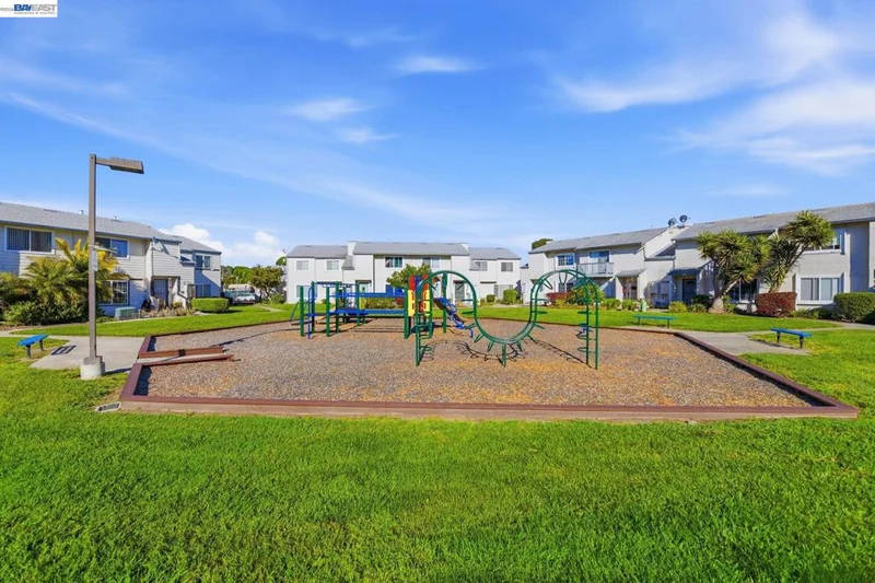4336 Planet Cir, Union City, CA 94587