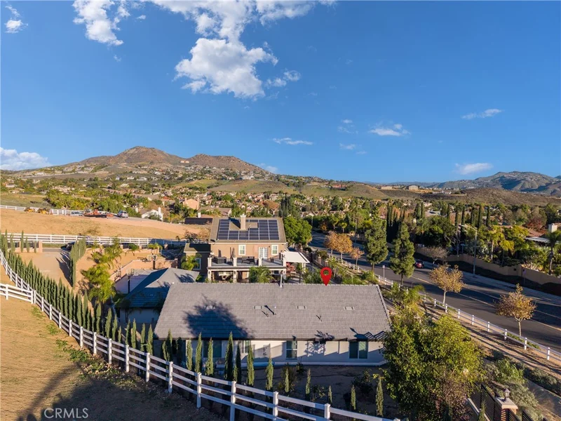 620 Silver Spur Way photo 2