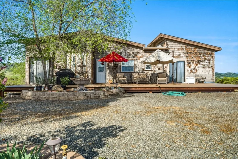 3245 Ackley Road photo 2