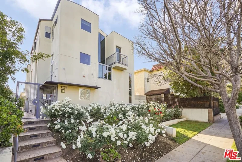 1254 24th Street 4, Santa Monica, CA 90404