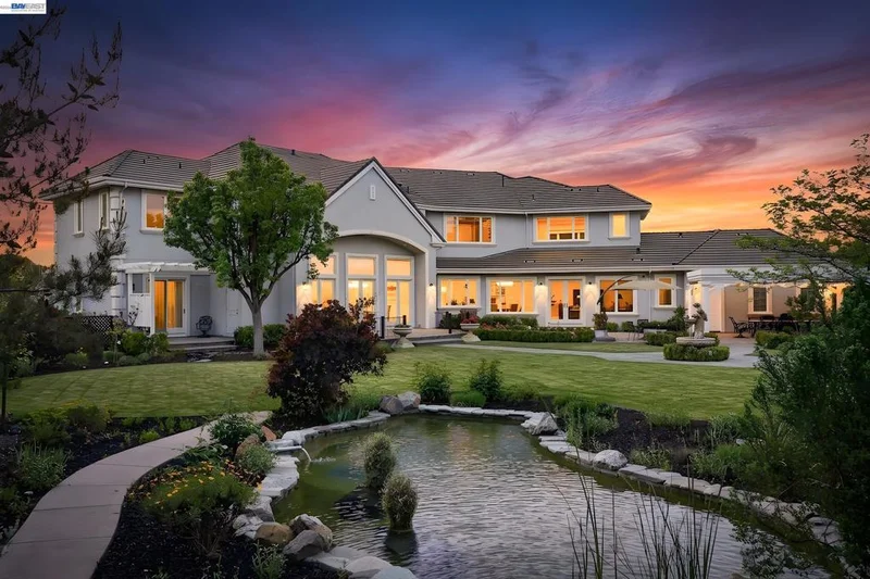 8509 Lupine Ct, Pleasanton, CA 94588