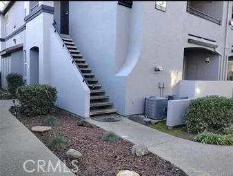 5201 Laguna Oaks 27